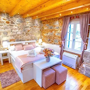 **** krevet i doručak New Lux Merissima Croatia